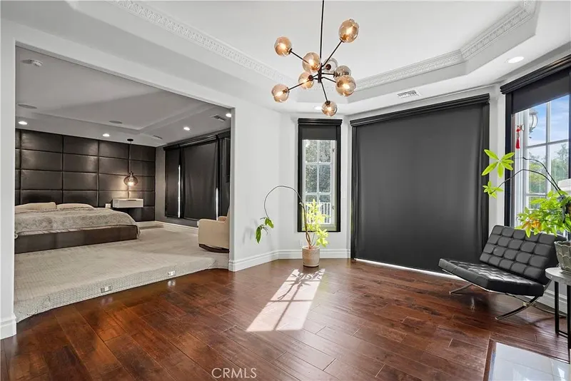 Primary suite retreat with garden outlook at One Zoom Listing